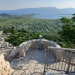 Stela דירה *